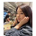 李李育's profile picture